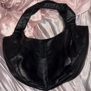 Mondo Brand Black Hobo Handbag!!